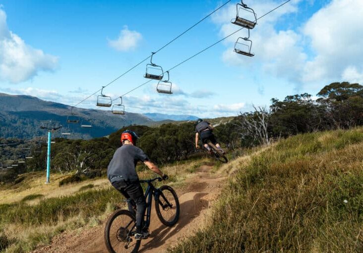 RS28433_MTB_MtBullerBlueDirtBlowout_April_2022_I-03_lpr